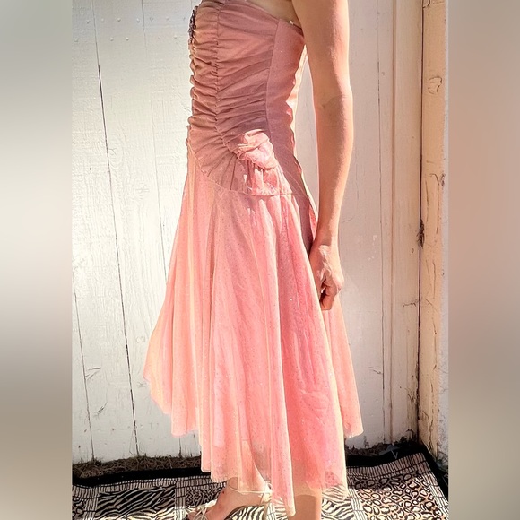 Love Tease Strapless Pleated Corset Gowns Metallic Blush Pink NWT (7) - Picture 6 of 14